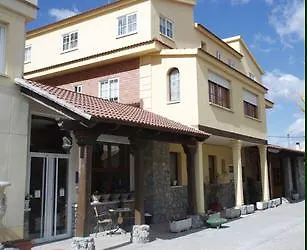 Oyo Jaramiel Hotel Tudela de Duero