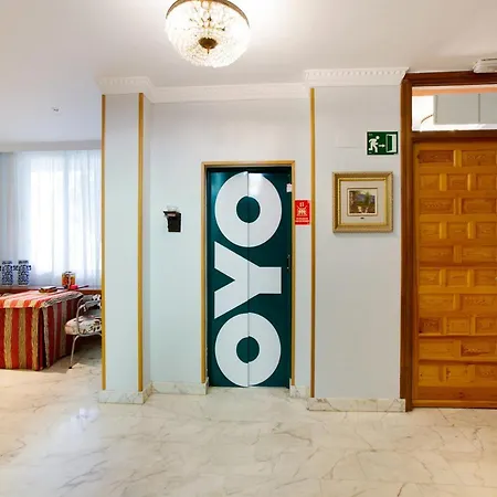 Oyo Jaramiel Hotel